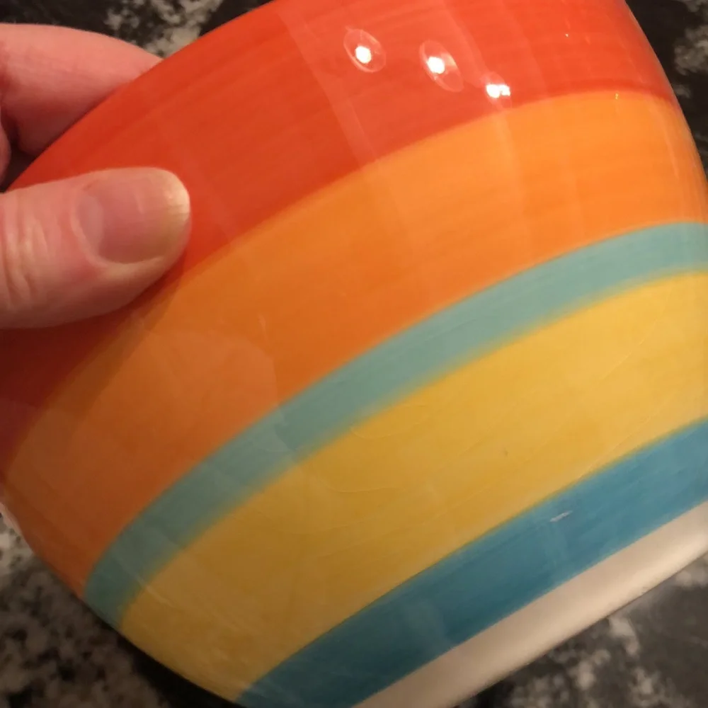 Gorgeous crate & Barrel vintage mixing bowl